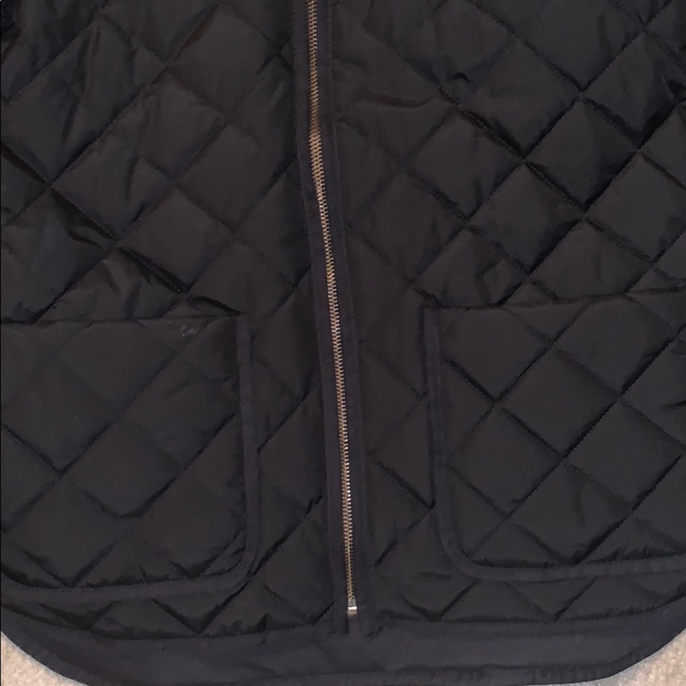 Old Navy womens Puffer Jacket - Picture 2 of 3